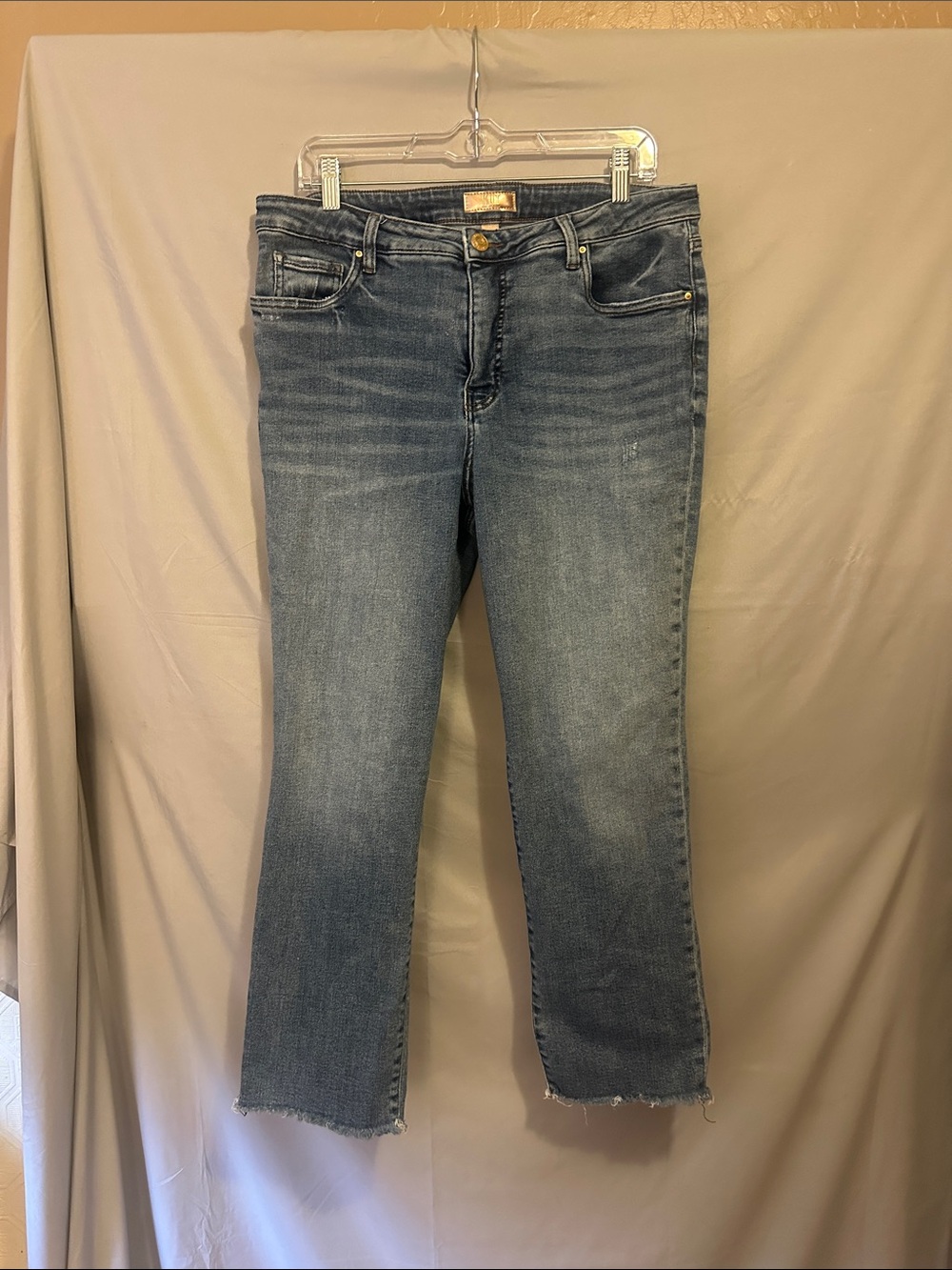 Kut from the Kloth Straight-Leg Jeans - Medium Blue Wash